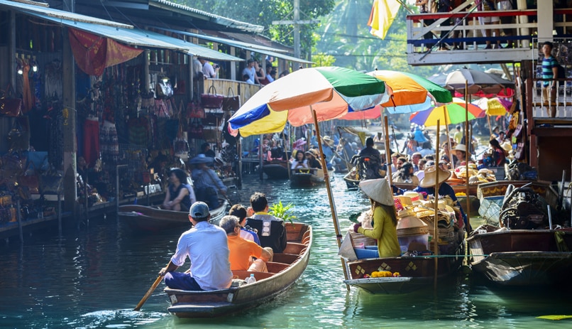 טיסה לתאילנד – השוק הצף, בנגקוק