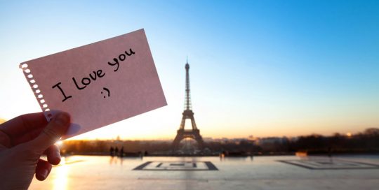 טיסות לפריז