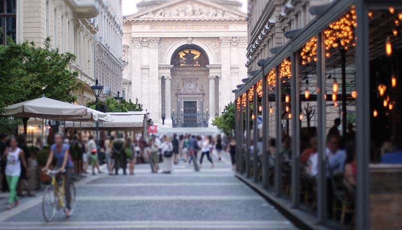 קניון ומסעדות, בודפשט