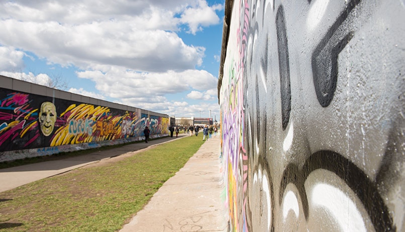 גרפיטי על חומת ברלין