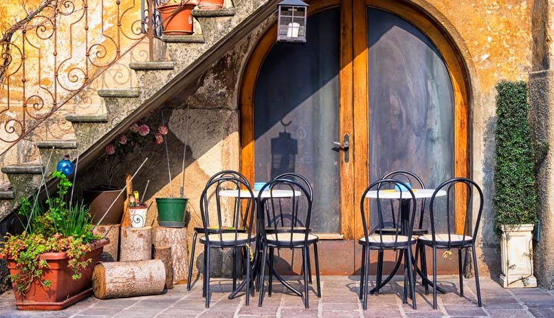 מסעדה איטלקית טיפוסית