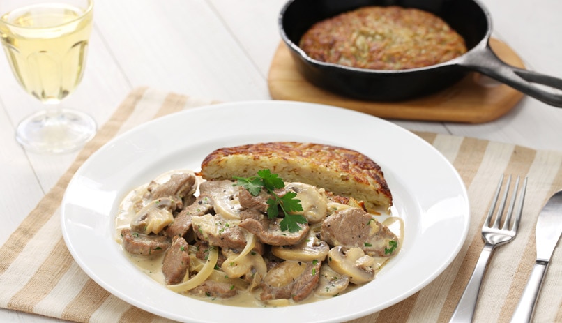 תבשיל עגל ורושטי. מנה טיפוסית שתאכלו בציריך