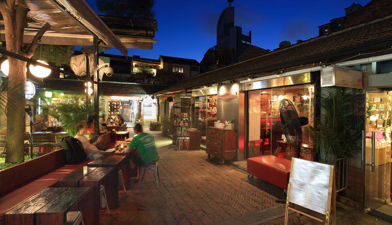 יוצאים לבלות גם רחוב טיאן-דזה-פנג, שנגחאי