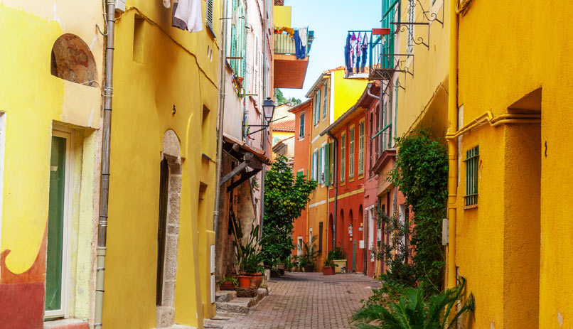 סמטאות ניס, צרפת