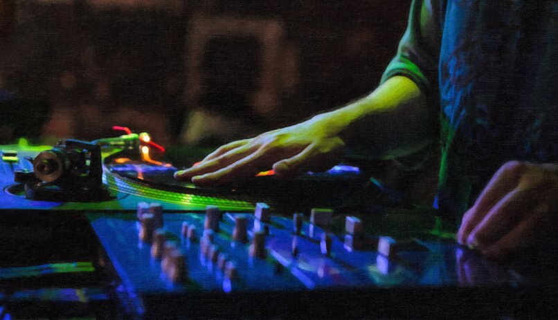 סצנת מועדונים בועטת