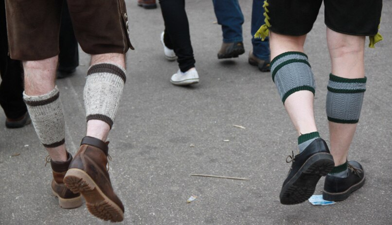 לבוש מסורתי באוקטוברפסט במינכן