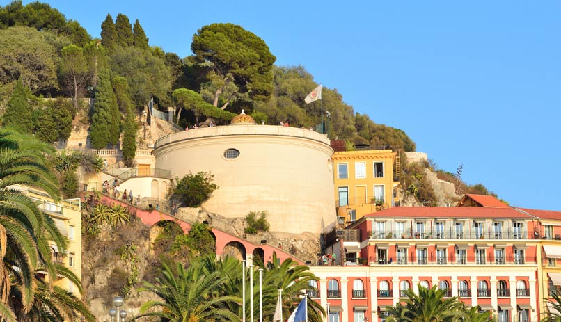 כרטיס טיסה לניס – גבעת המצודה בעיר