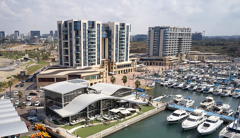 High Tech in Herzliya. Photo by Lior Avitan
