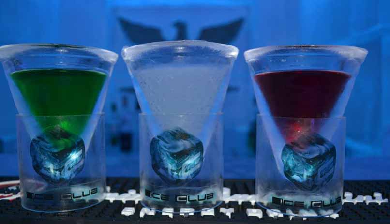 ICE CLUB, רומא