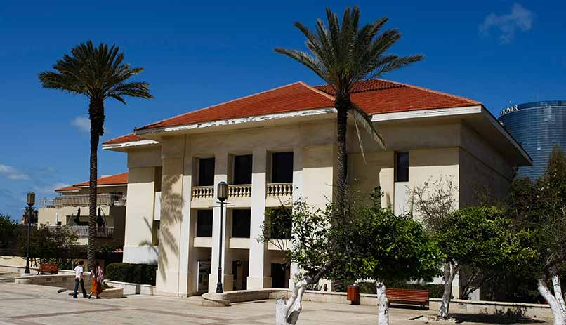 Suzanne Dellal Center, Tel Aviv. Photo by Gilad Kavalerchik
