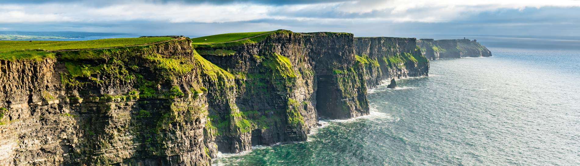אייריש דרים: גלו את הקסם של דבלין ואירלנד הירוקה